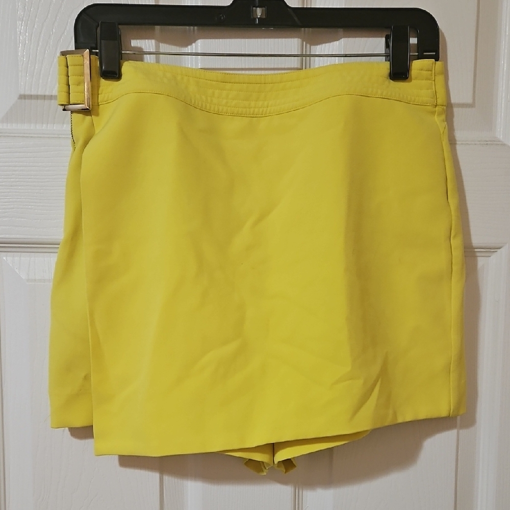 XOXO Bright Yellow Fashion Piece